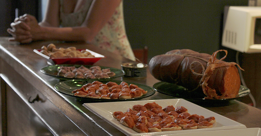 TEATRE_BARCELONA-al_cel_mos_vegem_tots_plegats-malda-REVISTA_2